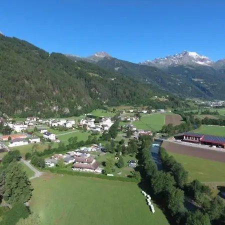 Li Presi In Cavresc, Via Dal Cavresc 1, 7746 Le Prese-poschiavo Дом отдыха